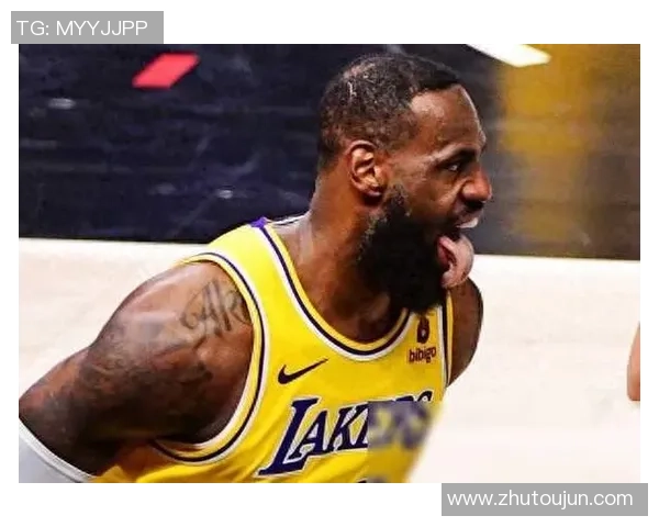 2007年NBA季后赛掘金与马刺的激烈对决与精彩瞬间回顾